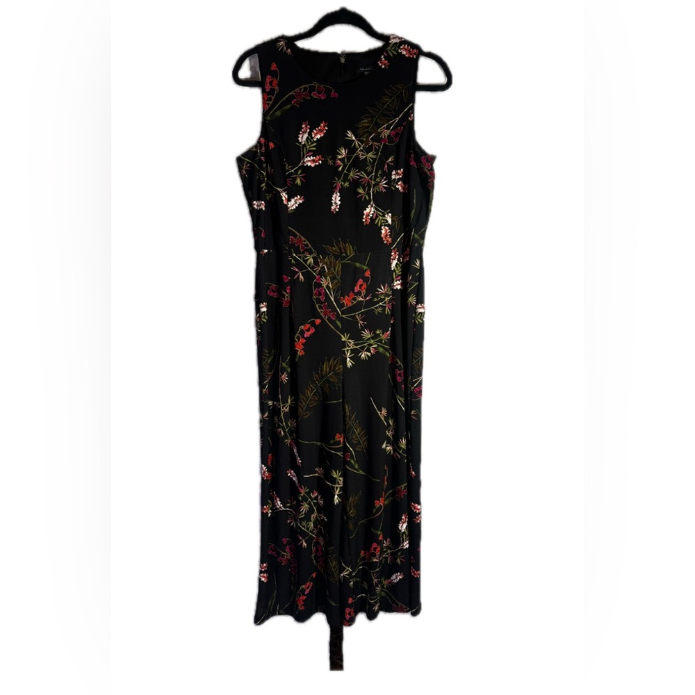 Tommy Hilfiger Black Floral Cropped Jumpsuit Size 12 Wrap Belt ☀️🍂🥶🌼 - Picture 2 of 5